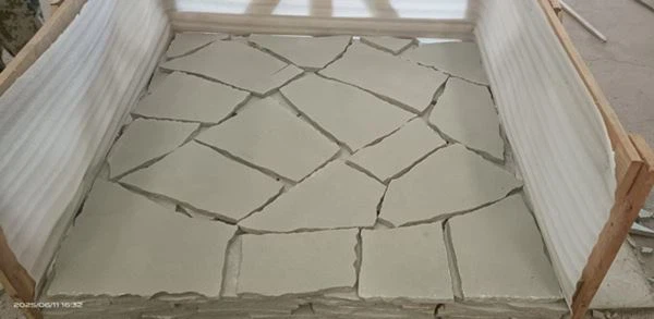 Pavimentació de gres blanc
